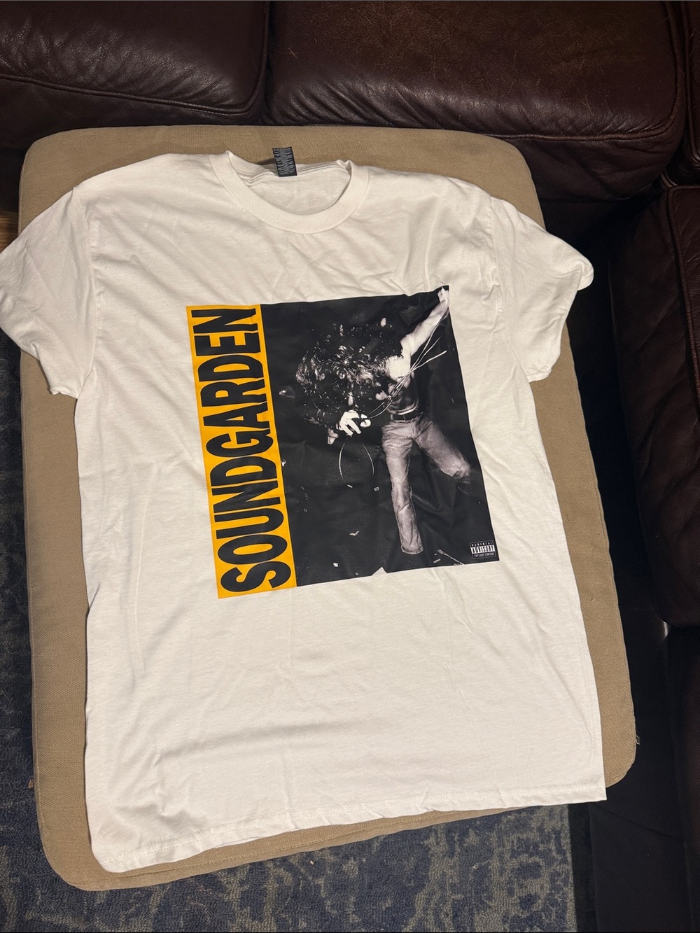 Soundgarden Graphic Tee - white.